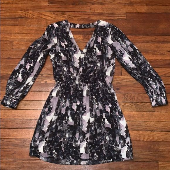 Periwinkle Printed Parker Dress - Picture 2 of 7